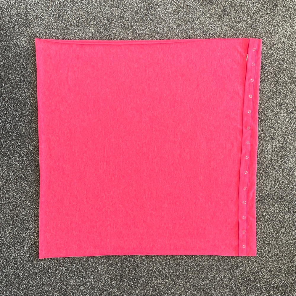 Lululemon Athletica Bright Pink Scarf - Picture 4 of 6